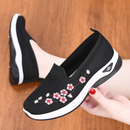 Tênis Feminino Flower Leve e Confortável